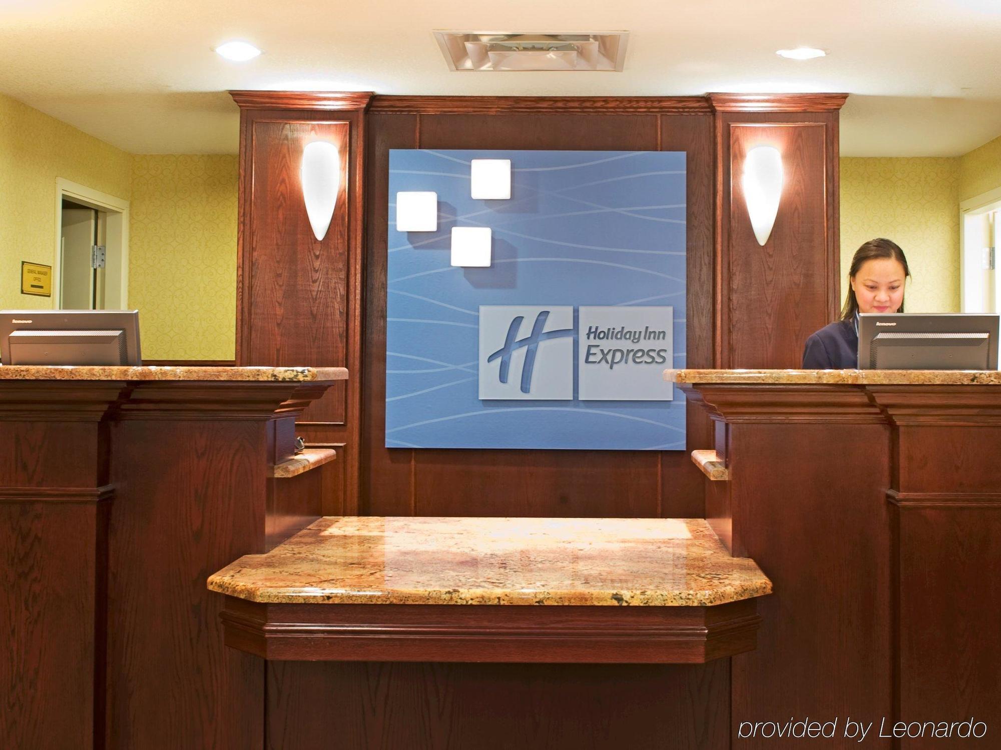 Holiday Inn Express Hotel & Suites Edson, An Ihg Hotel Interiér fotografie